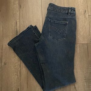 Apt 9, women’s size 10